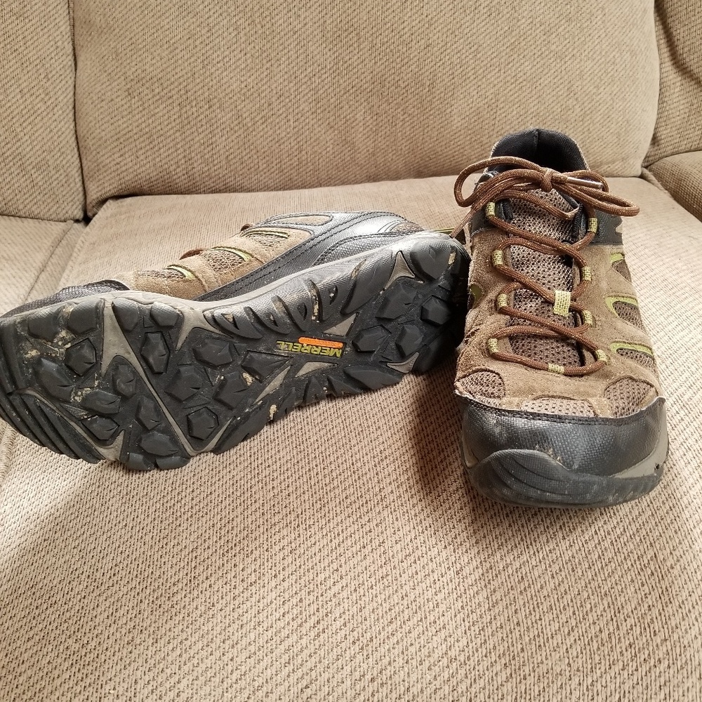 Merrell Select Grip Shoes. - Picture 2 of 4